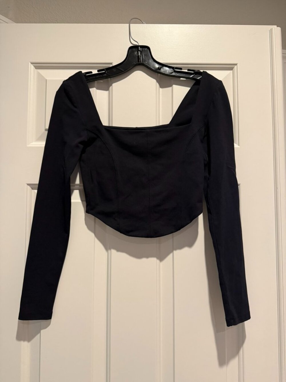 Aritzia Babaton Contour Black Long Sleeve Corset Crop Top Size Small